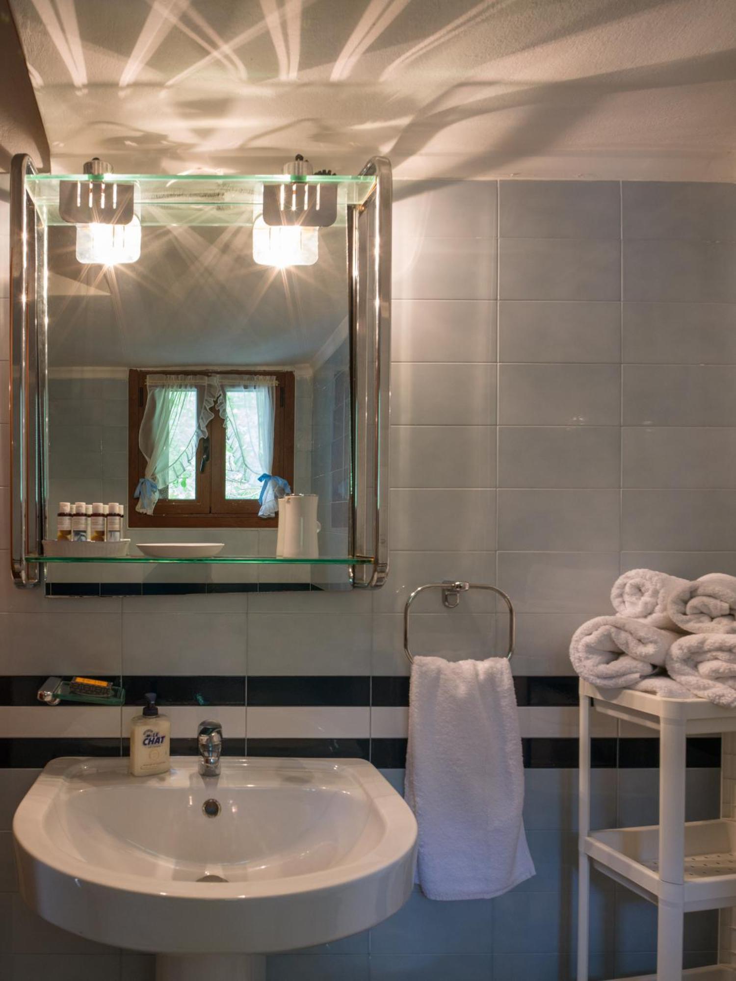 Traditional Luxury Villa Armonia Aigio Exterior photo